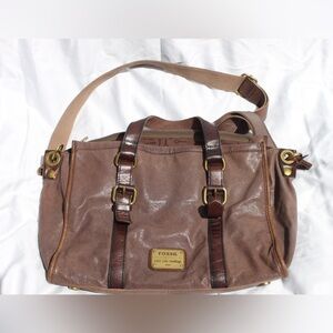 Fossil leather purse